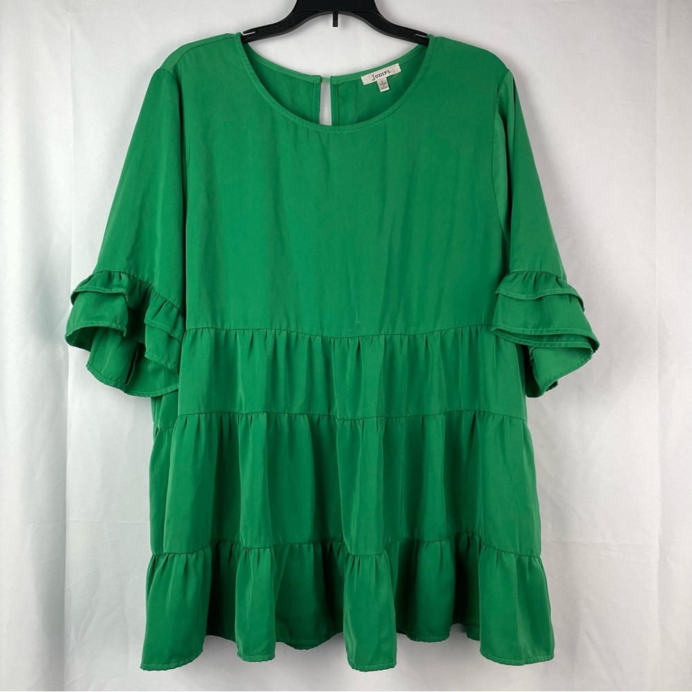 JODIFL Green Tired Tunic Top